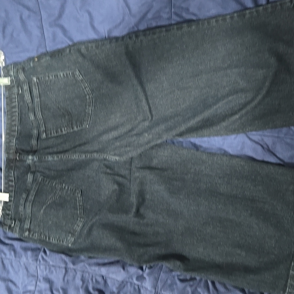 Denim & Co Capri Pants Elastic Waist W Button - Picture 2 of 3